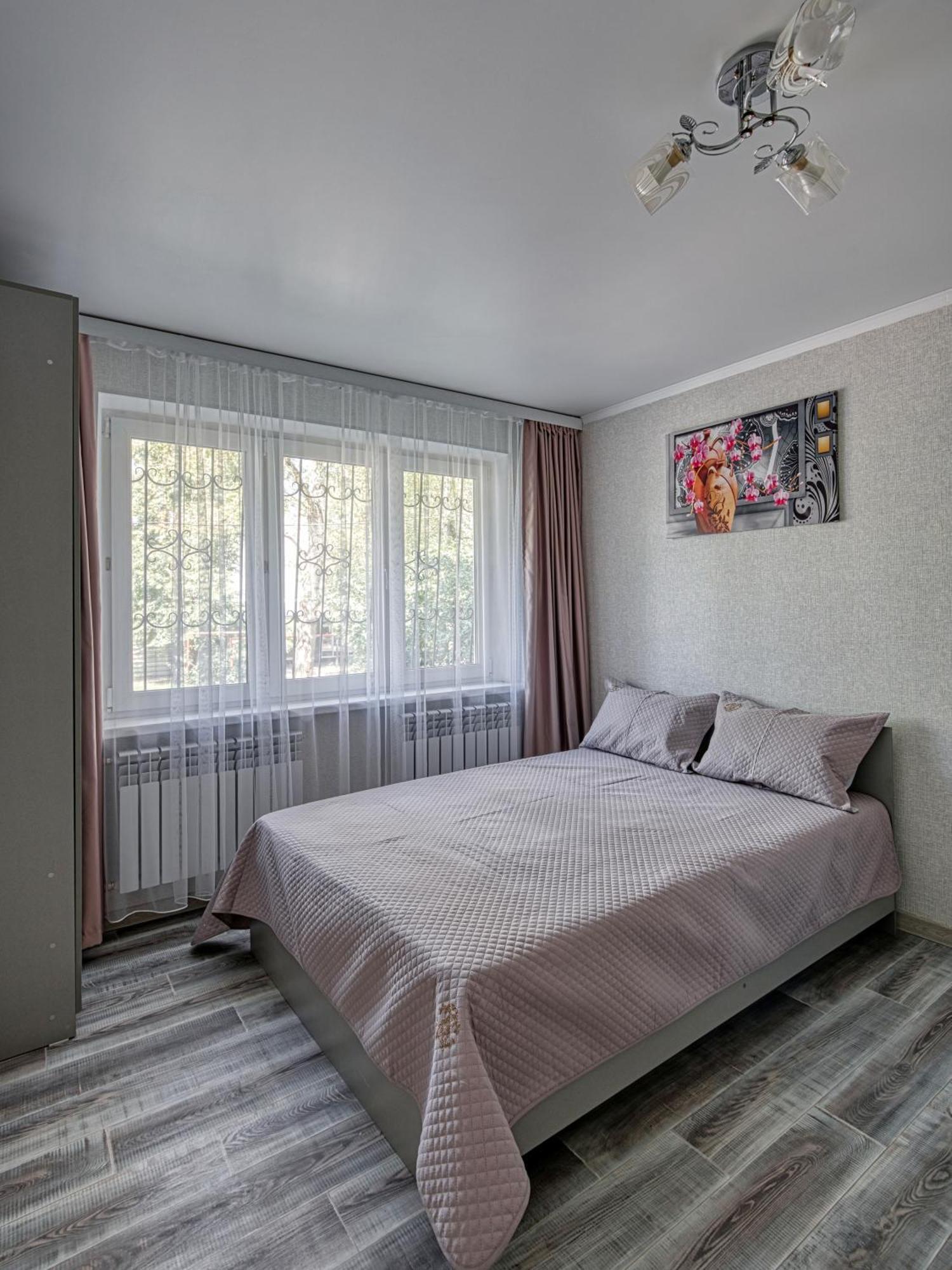 Апарт 33 Aparthotel Almaty Exterior photo