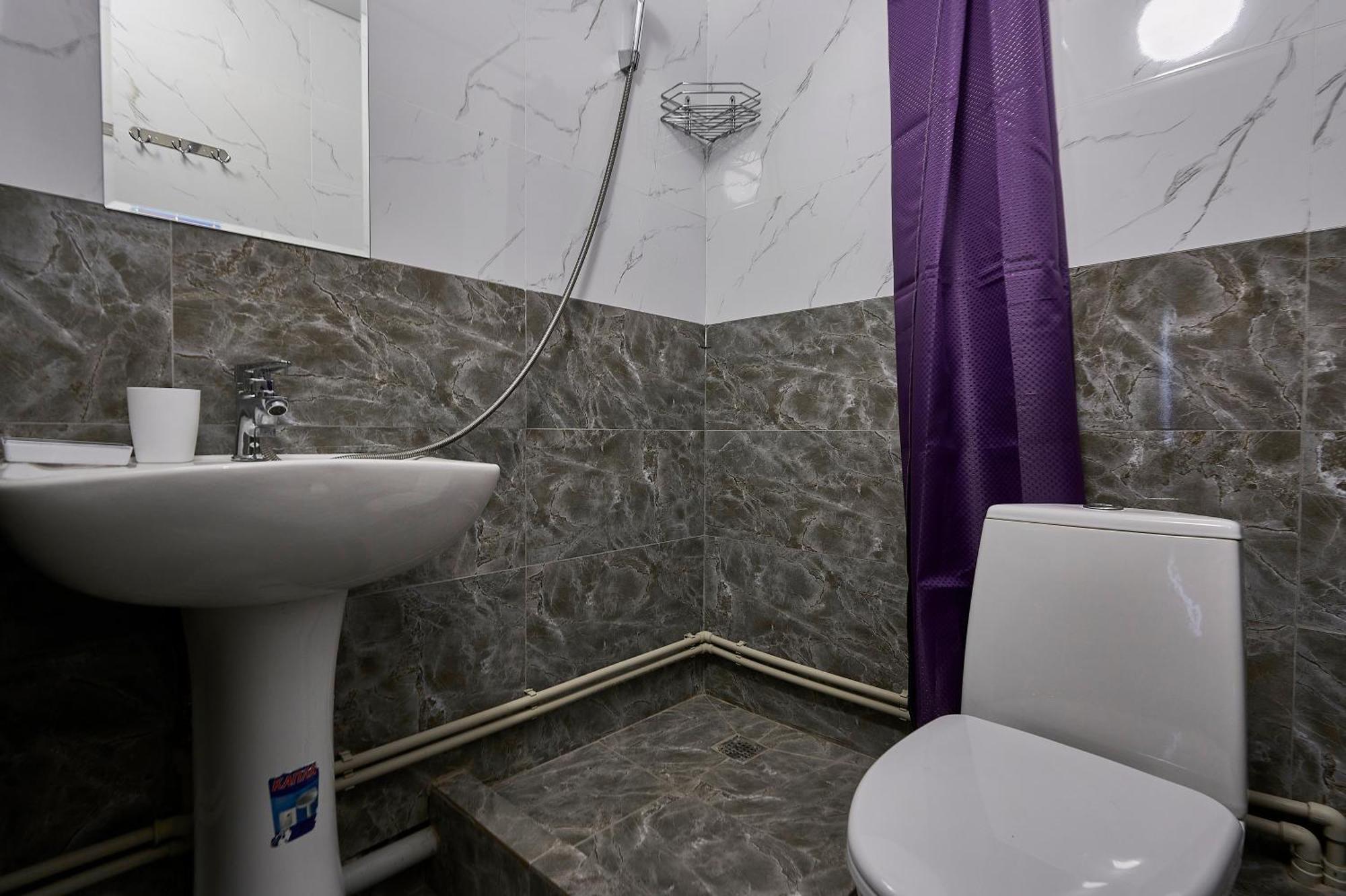 Апарт 33 Aparthotel Almaty Exterior photo